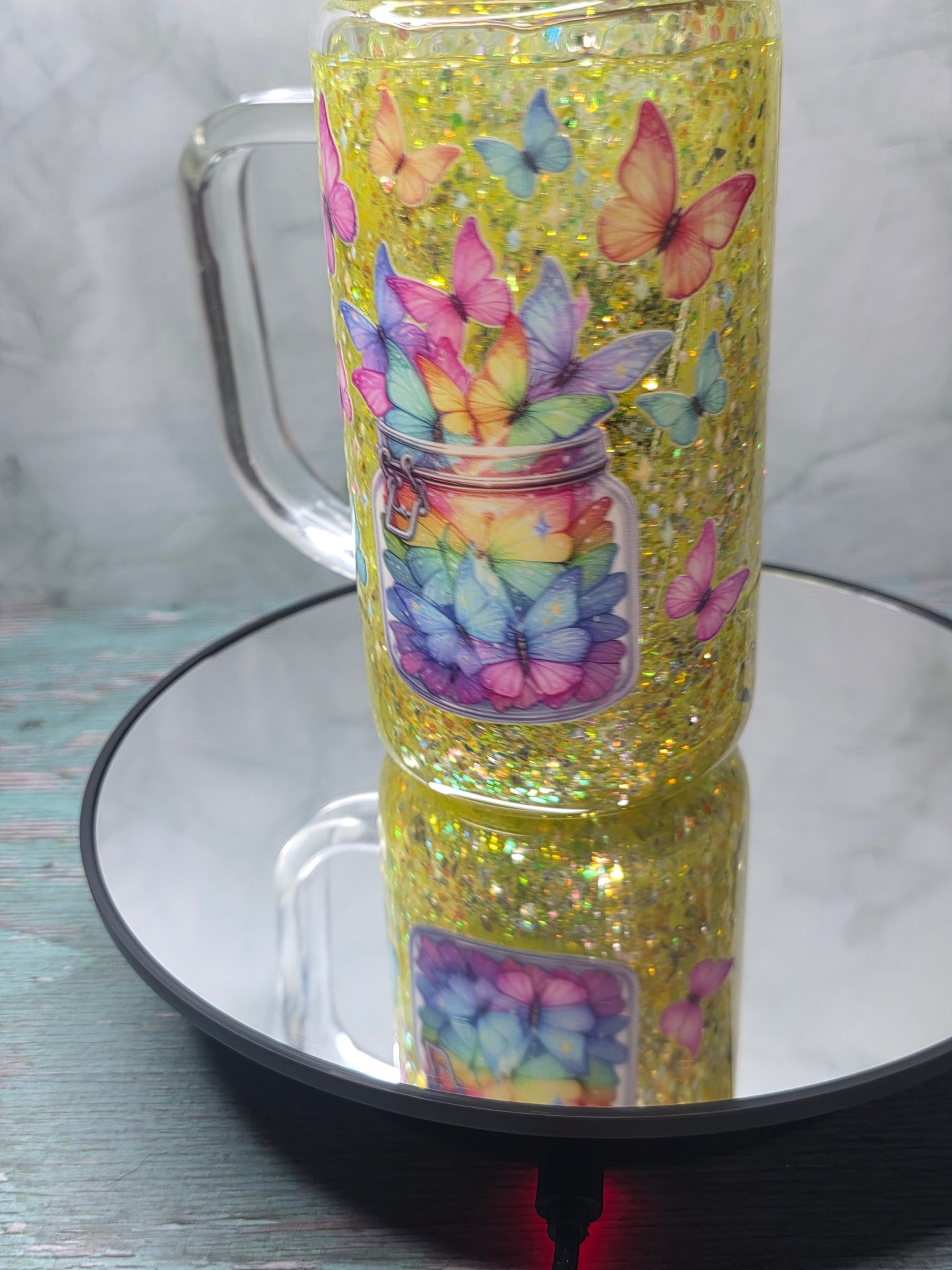 16oz Glass Snow Globe Tumblers with handle