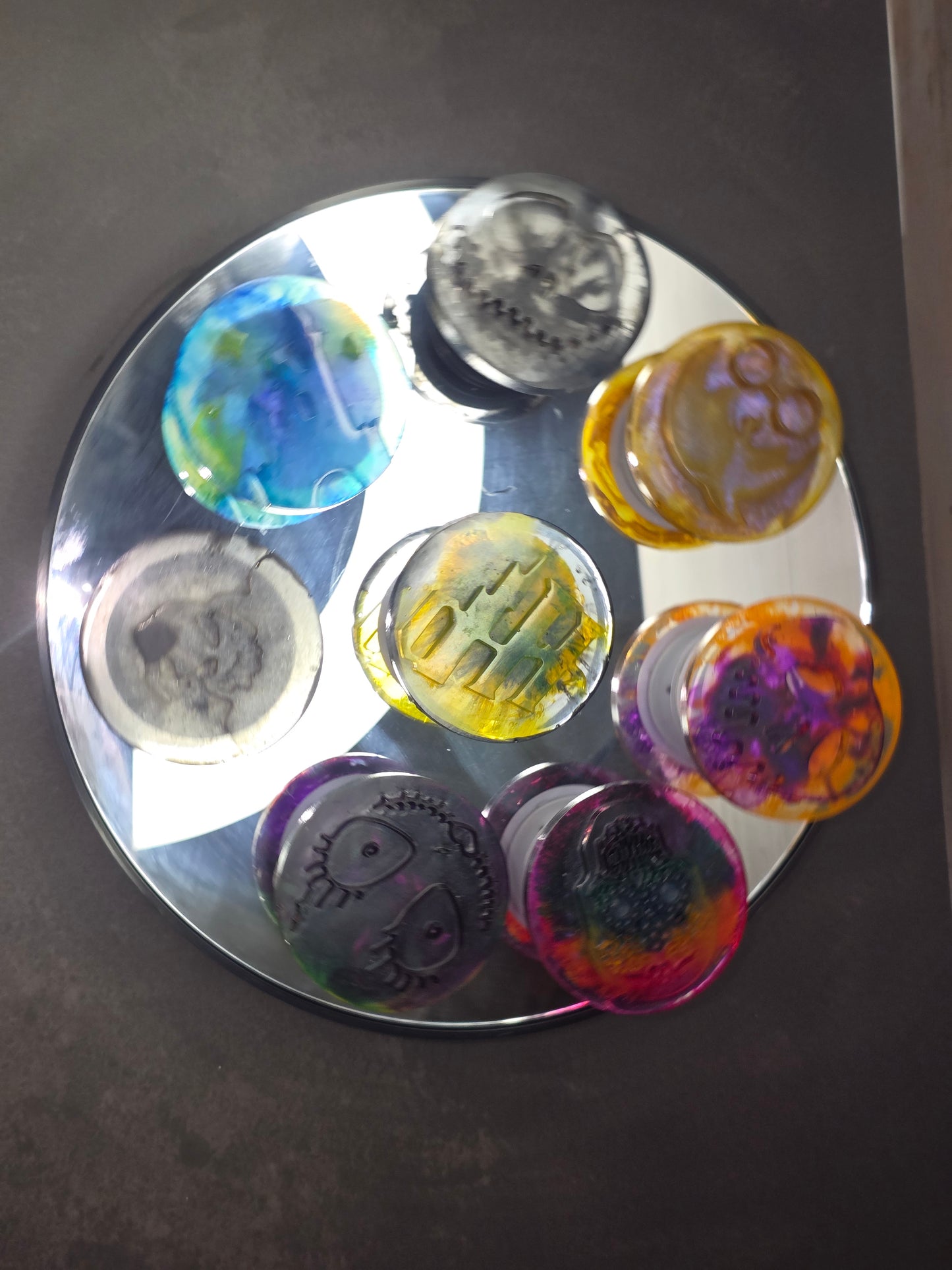 Resin Pop Sockets