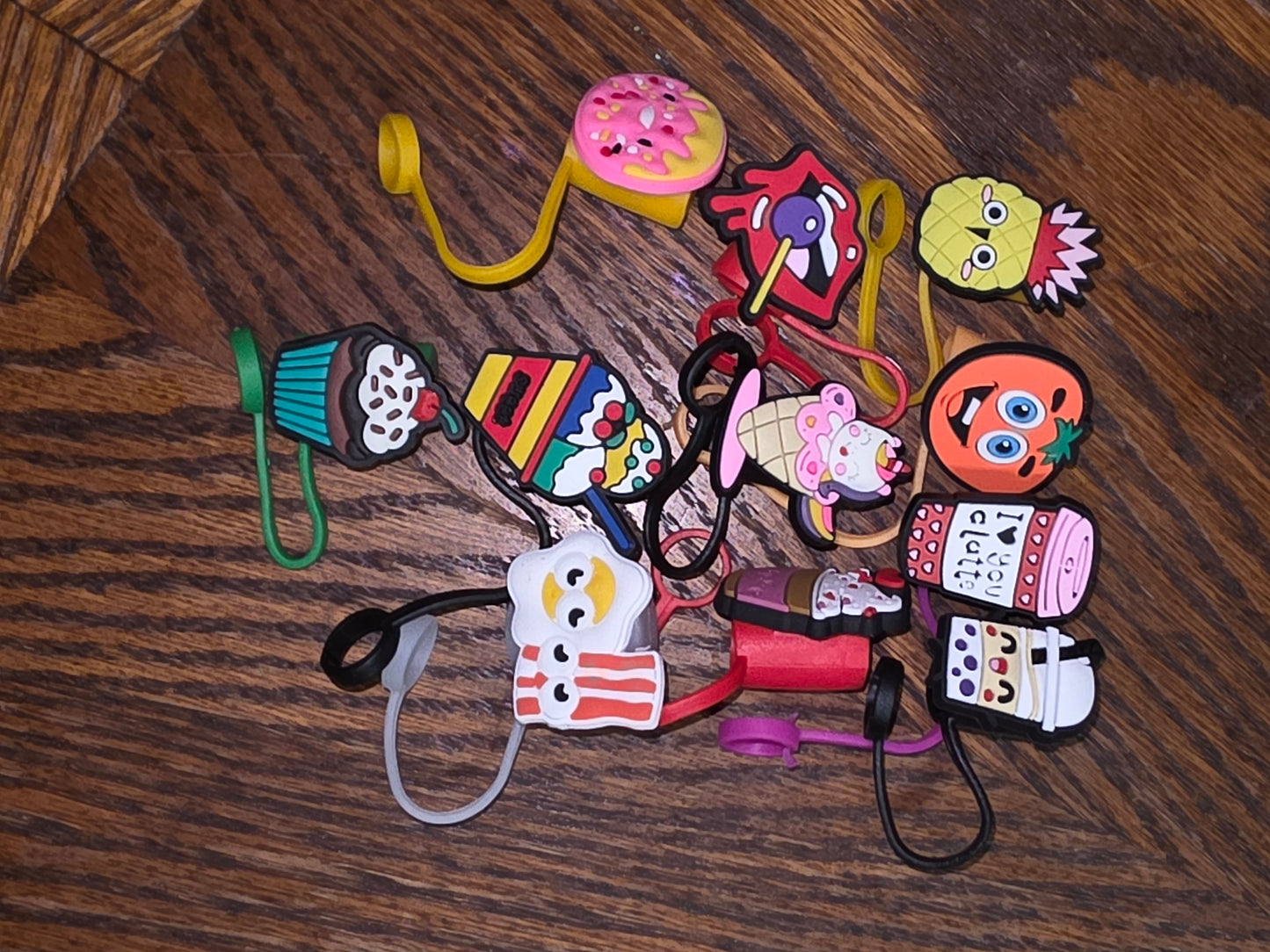 Straw Toppers