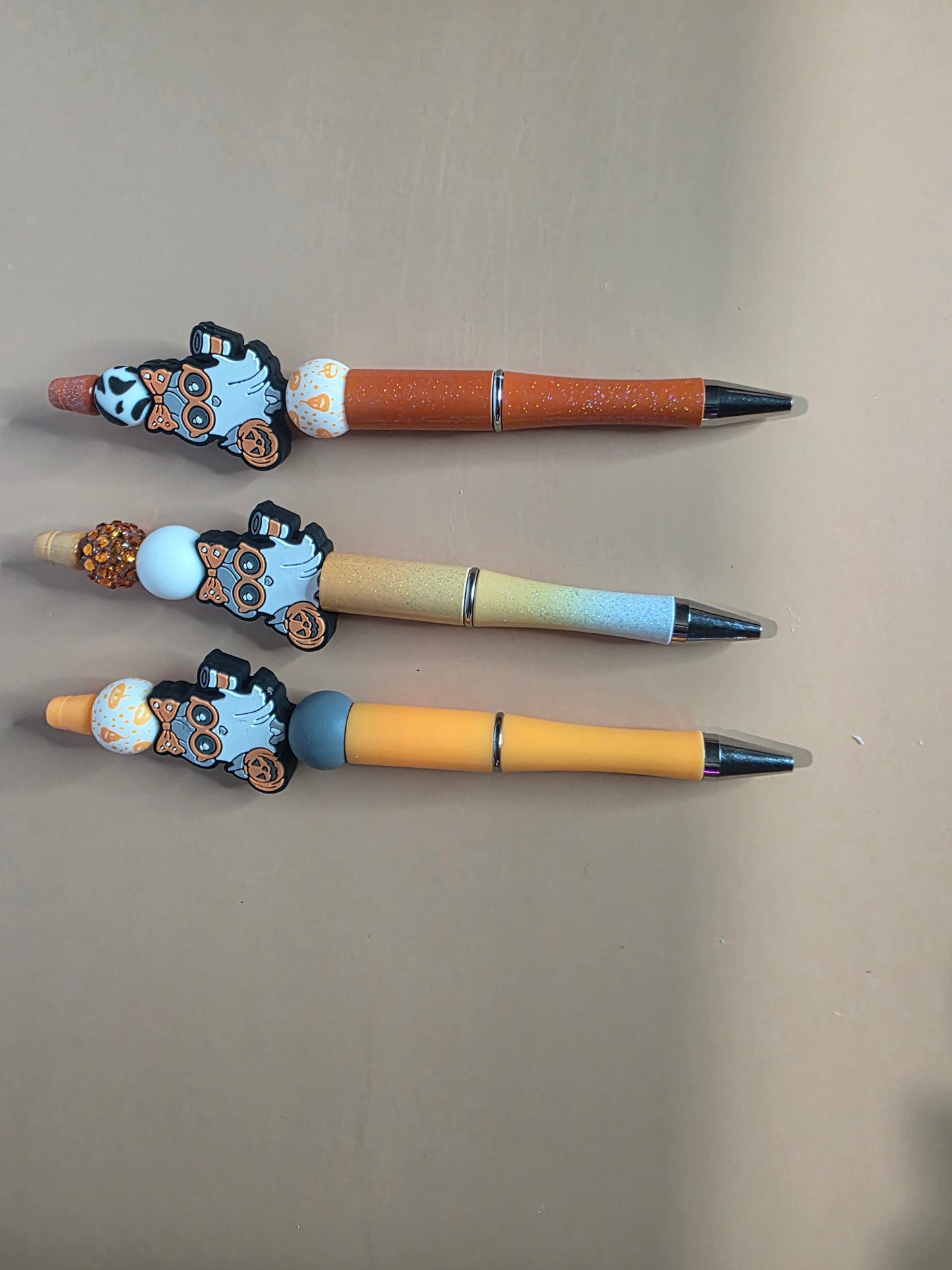 Halloween beadable pens