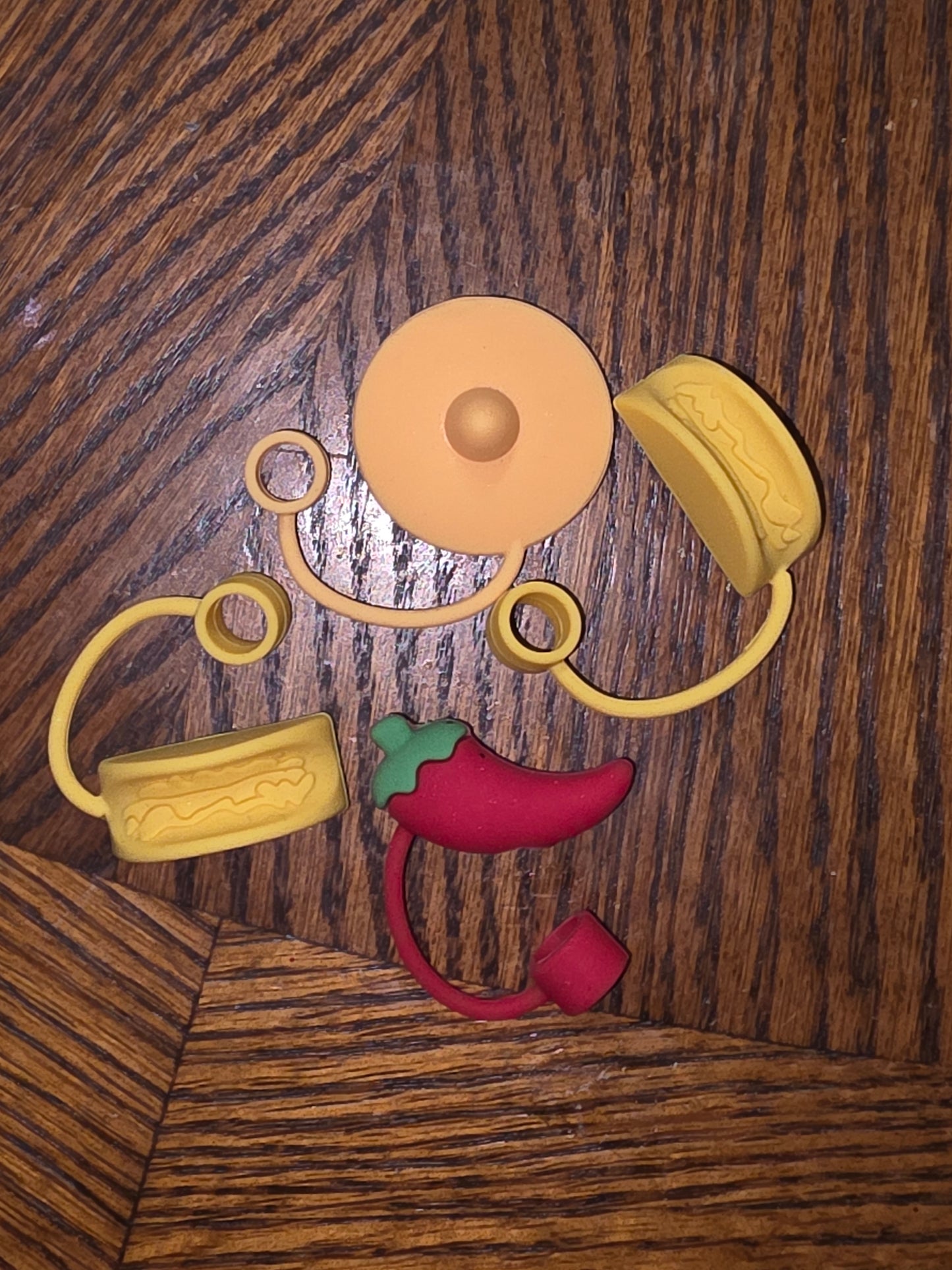 Straw Toppers