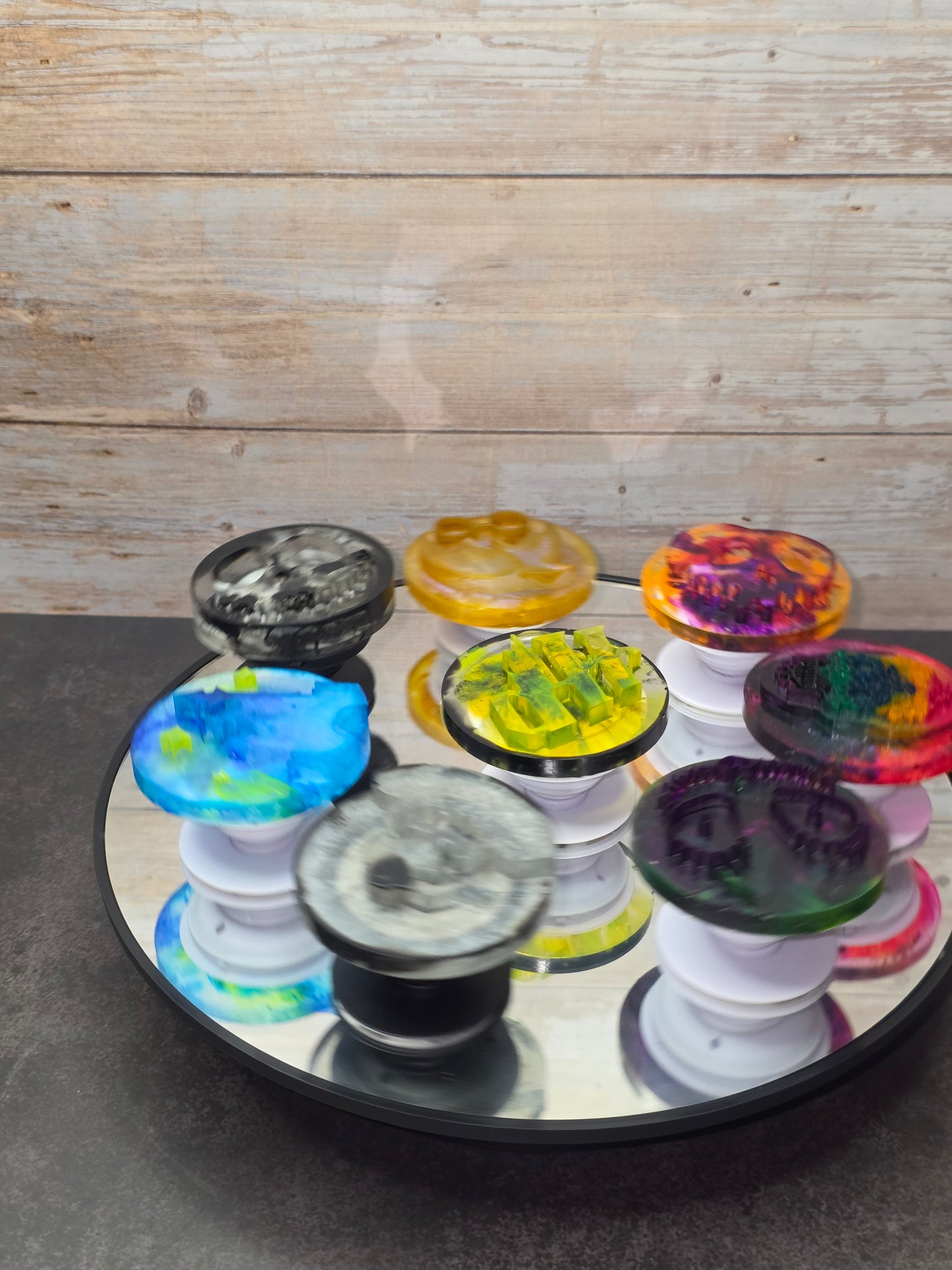Resin Pop Sockets