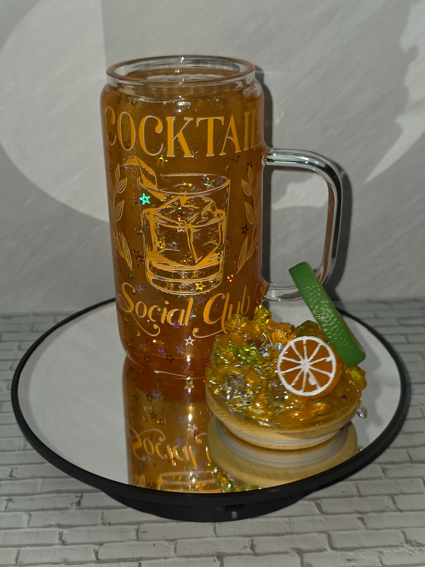 NEW** 16oz Slushie Glass Snow Globe Tumblers with decorated removable lid.