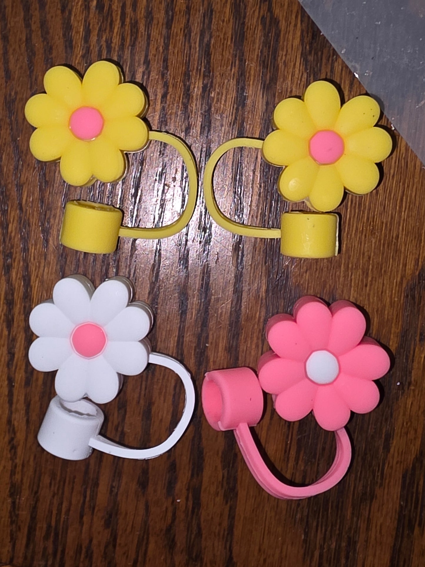 Straw Toppers