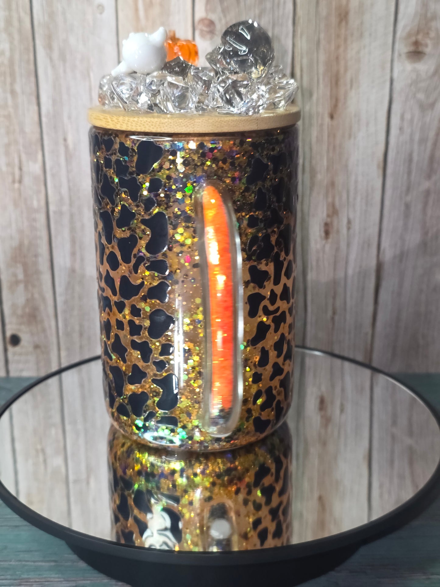 New** 16oz Glass Snow Globe Tumbler with Glitter in handle