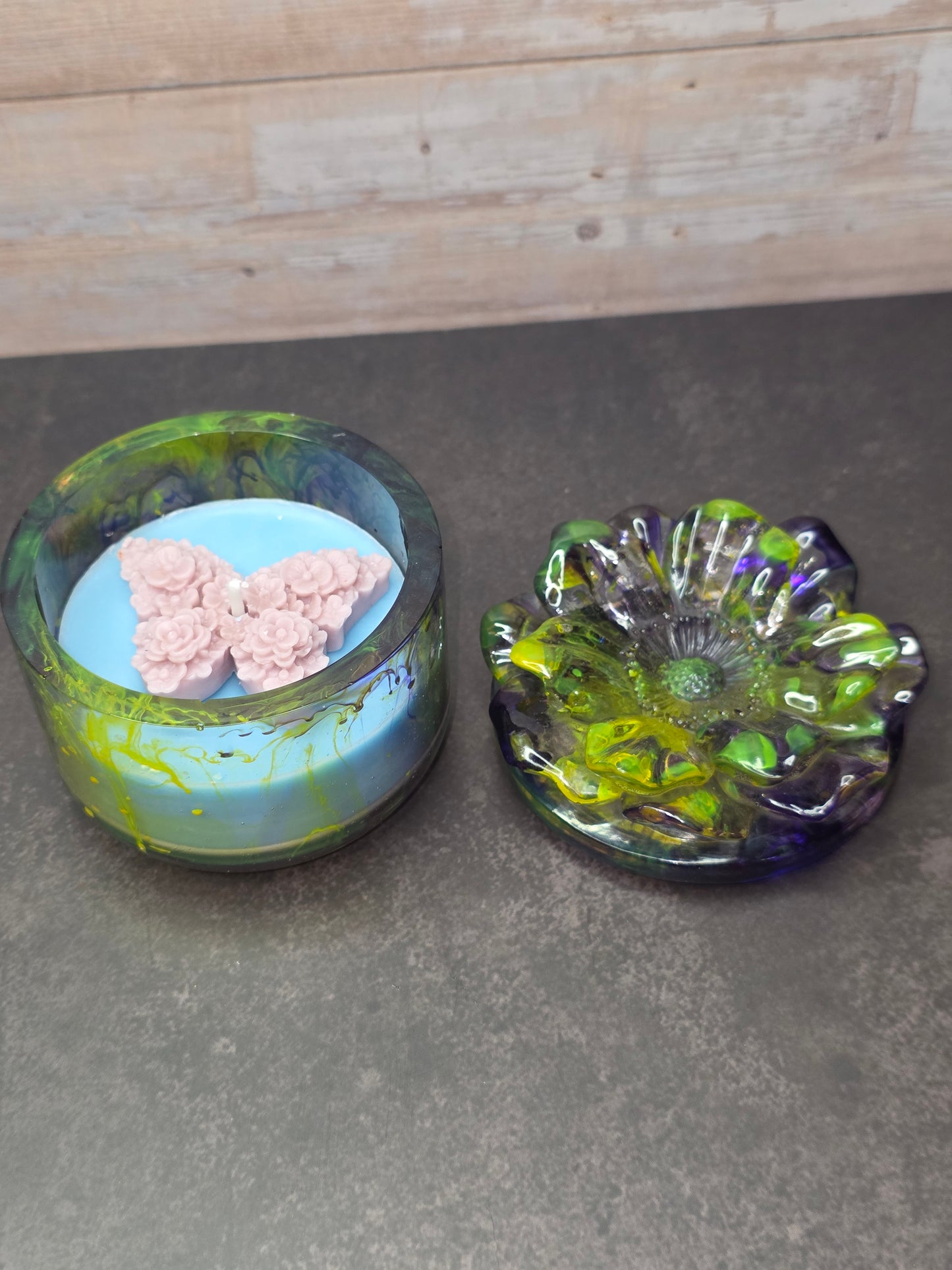 Resin Flower Jar with Candle
