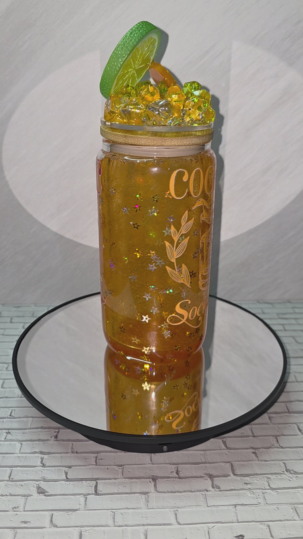 NEW** 16oz Slushie Glass Snow Globe Tumblers with decorated removable lid.