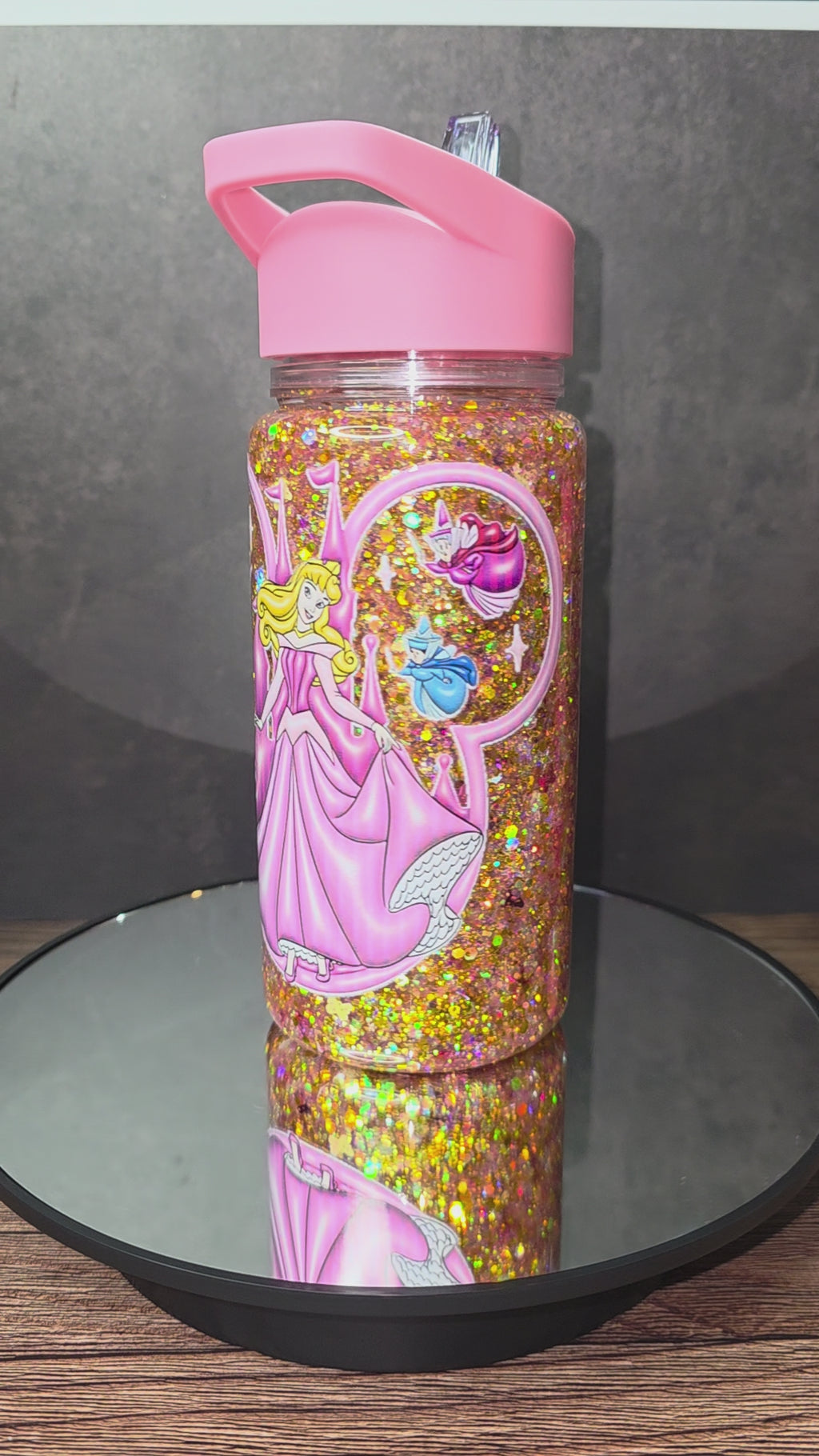 10 oz Plastic Snow Globe Tumbler for children