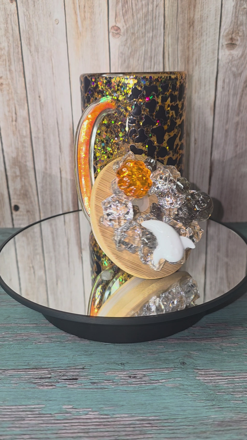 16oz Glass Snow Globe Tumbler with Glitter in handle