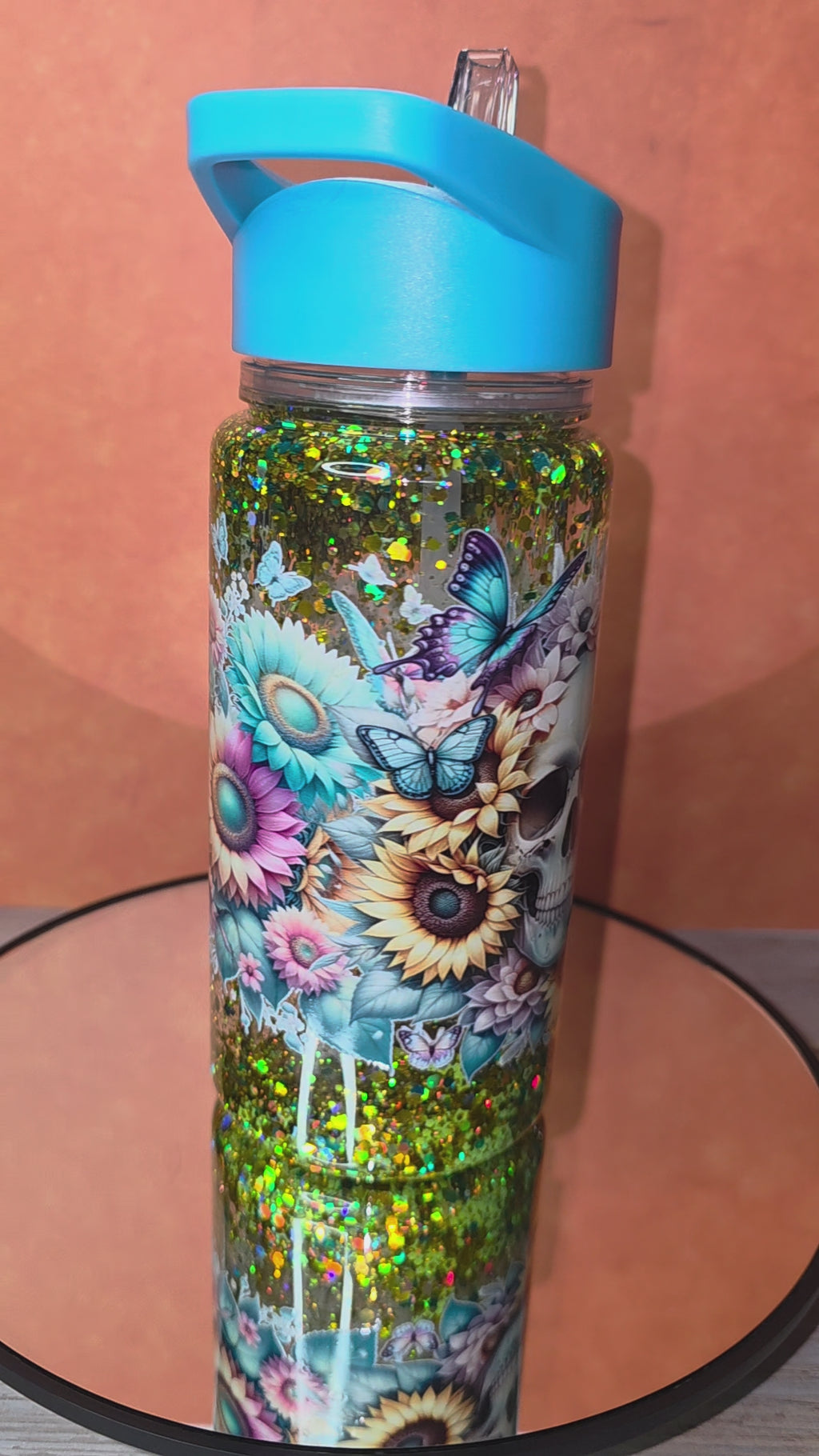 10 oz Plastic Snow Globe Tumbler for children