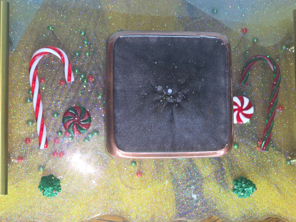 Snickerdoodle Santa Stop candle