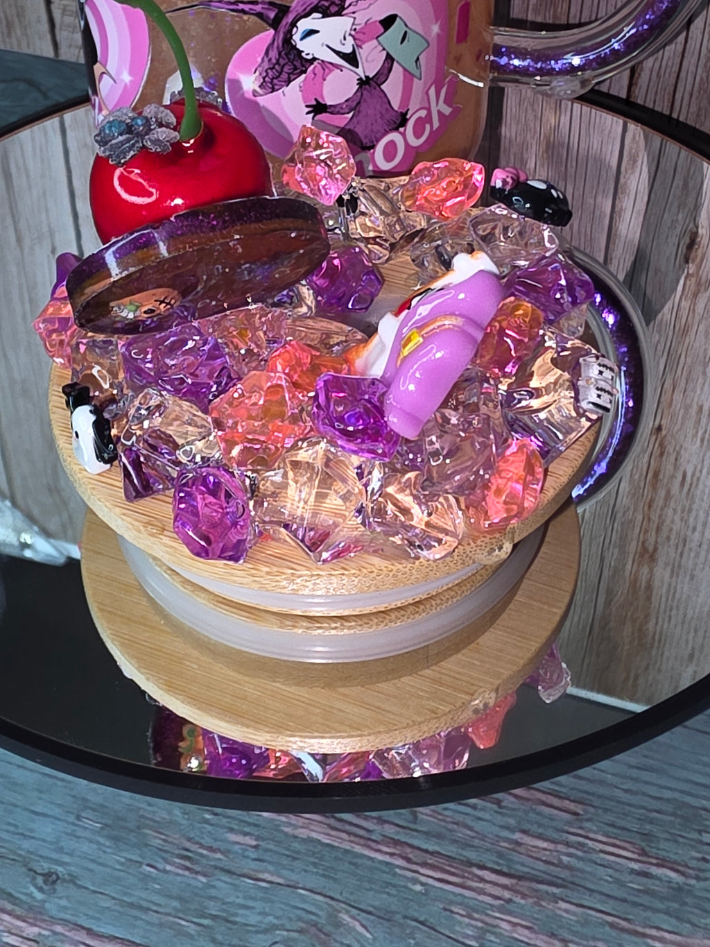 16oz Glass Snow Globe Tumbler with Glitter in handle