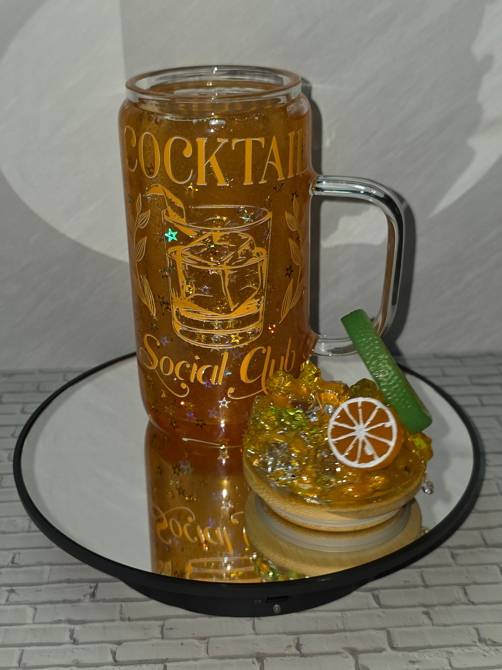 NEW** 16oz Slushie Glass Snow Globe Tumblers with decorated removable lid.