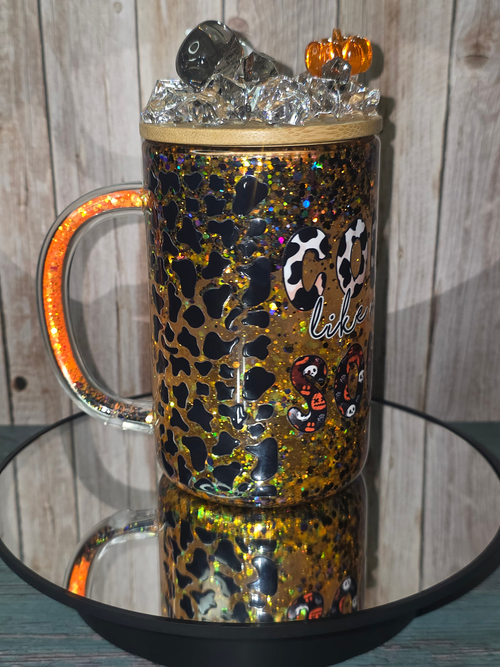16oz Glass Snow Globe Tumbler with Glitter in handle